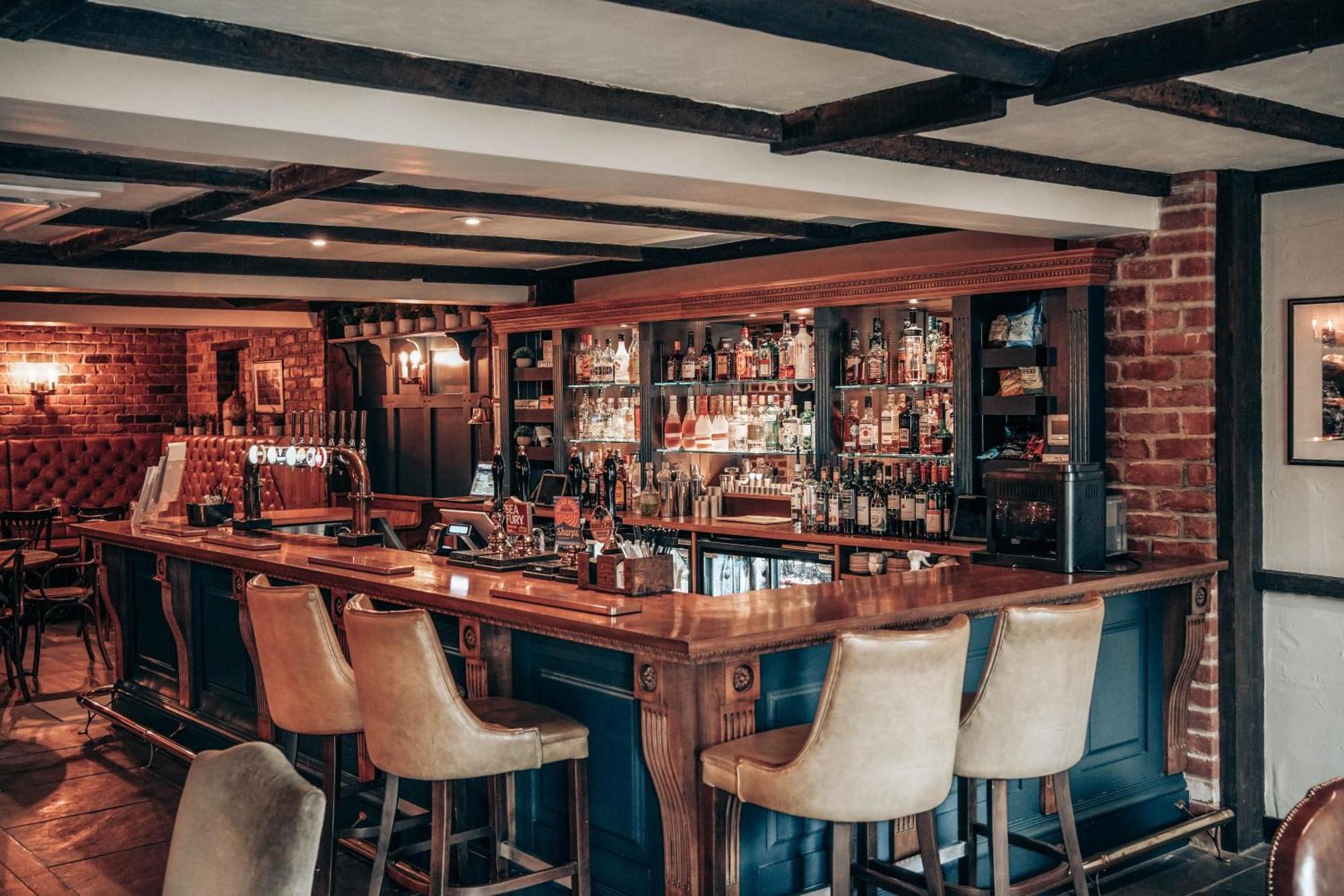 The Thatch Inn Gloucester Exterior foto